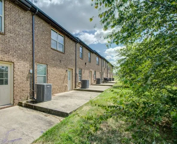 $1,450 | 121 Melbourne Drive, Unit G, Clarksville, TN 37043