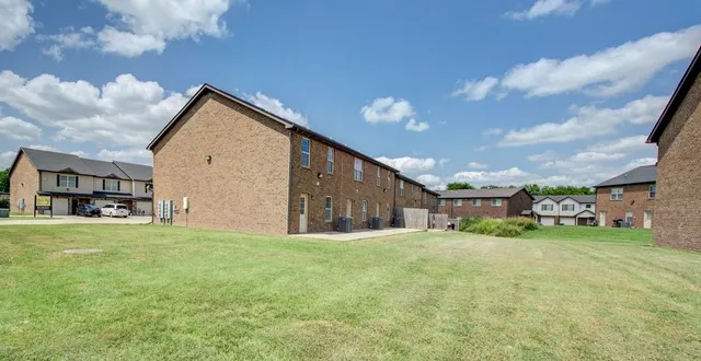 $1,450 | 121 Melbourne Drive, Unit G, Clarksville, TN 37043