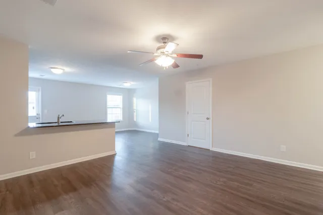 $1,450 | 121 Melbourne Drive, Unit G, Clarksville, TN 37043