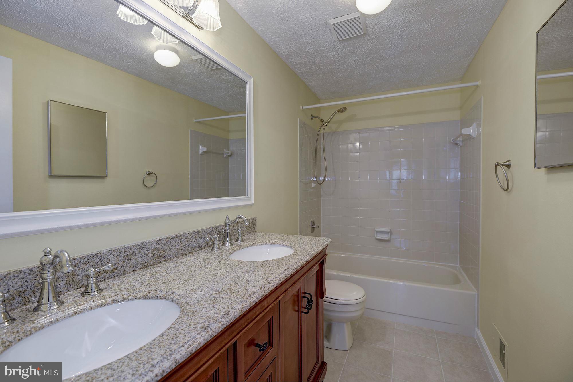 2216 Stirrup Iron Lane Reston, VA 20191 - Photo 21 of 29 Hall Bath