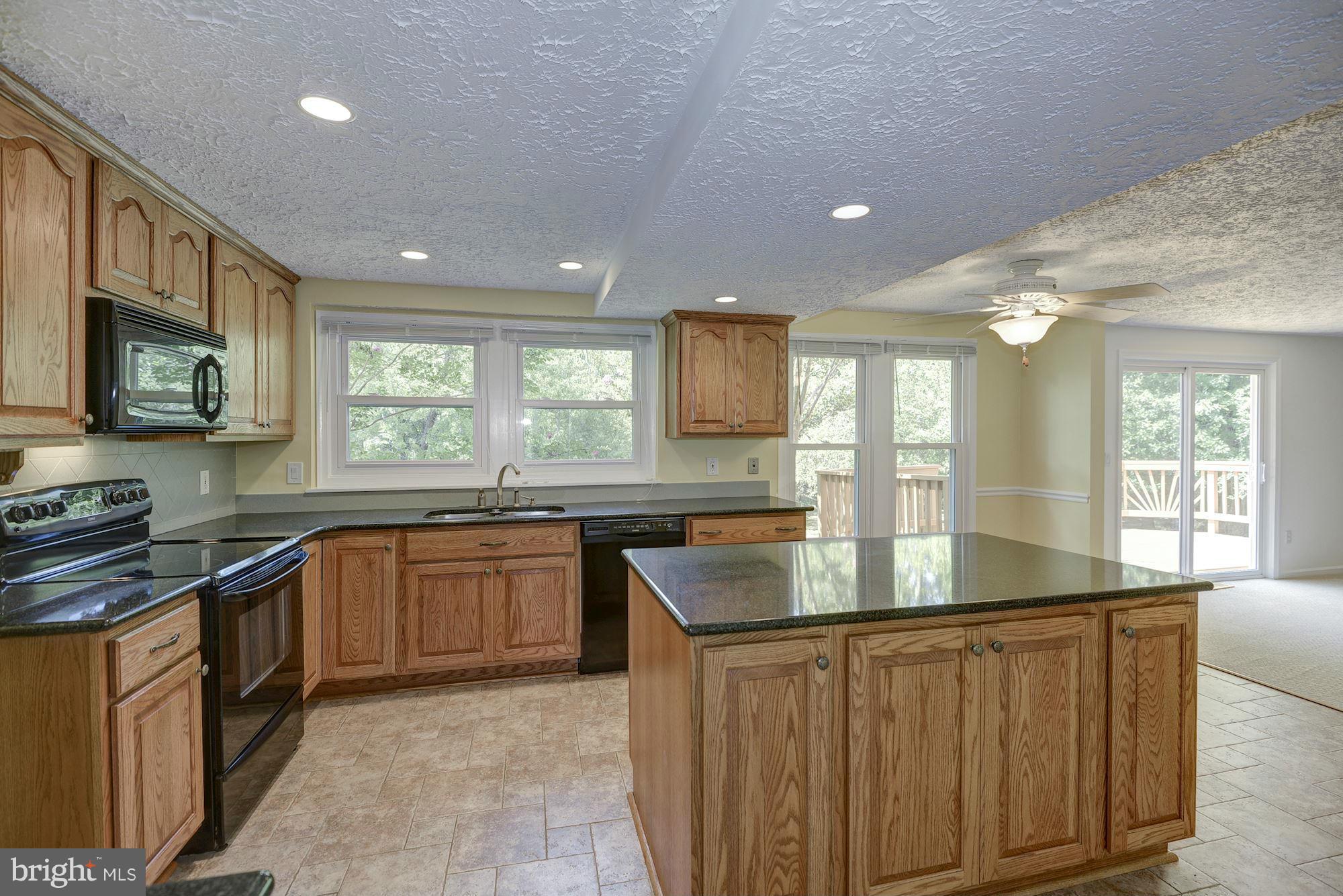 2216 Stirrup Iron Lane Reston, VA 20191 - Photo 9 of 29 Kitchen