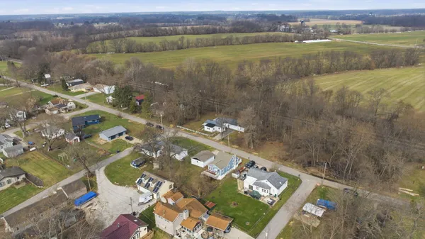 $164,999 | 1702 North Longshore Drive, Walkerton, IN 46574