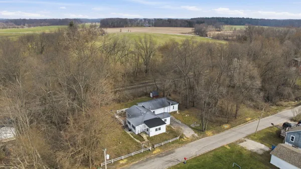 $164,999 | 1702 North Longshore Drive, Walkerton, IN 46574