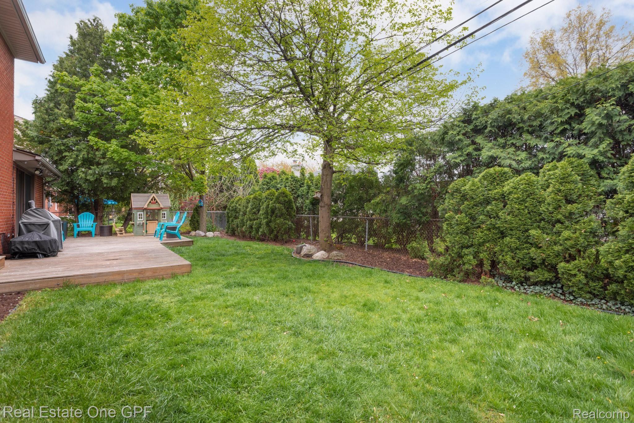 559 Cook Road Grosse Pointe, MI 48236 - Photo 45 of 47 10.jpg
