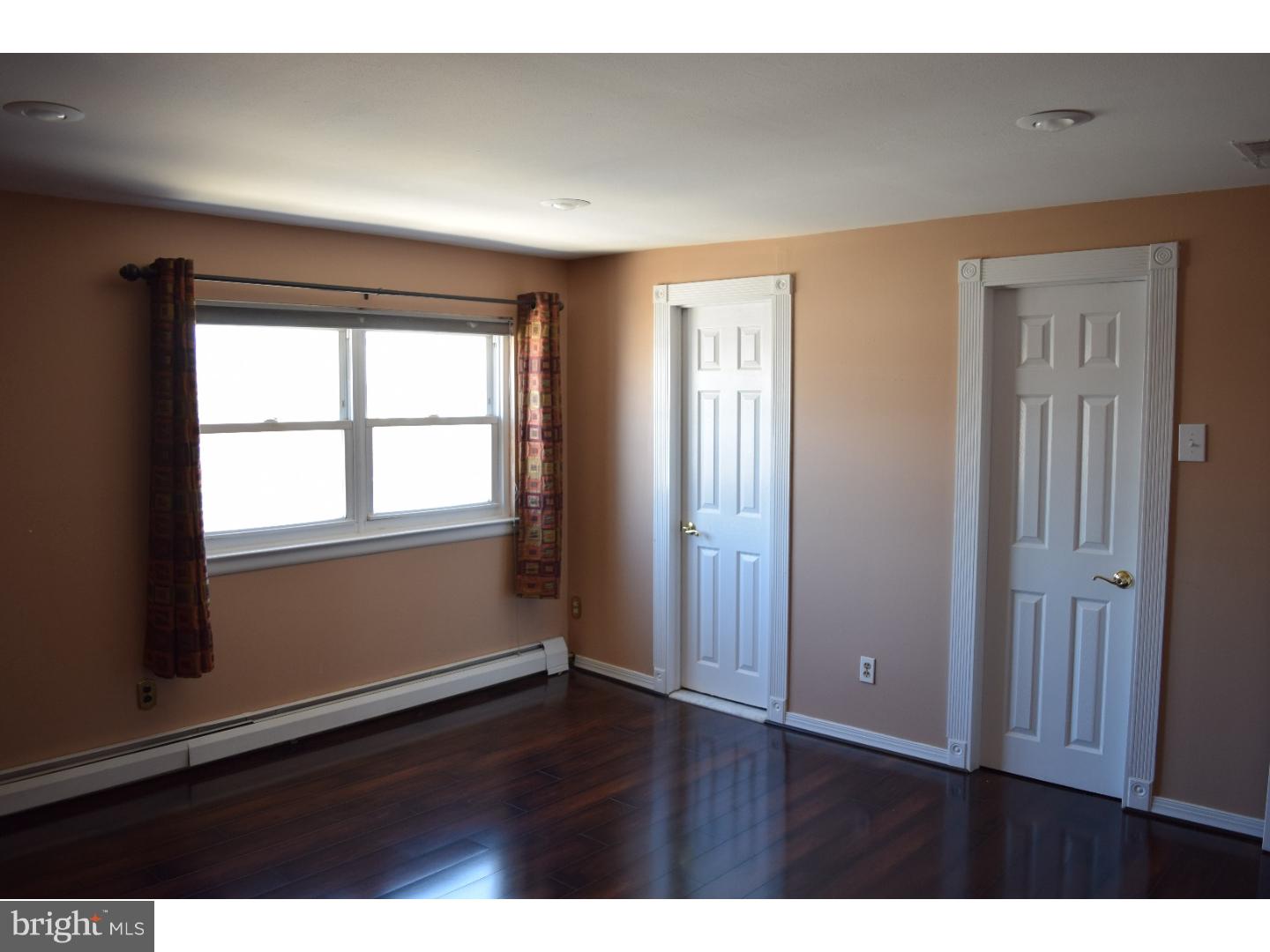 10814 Rayland Road Philadelphia, PA 19154 - Photo 15 of 22 Master Bedroom