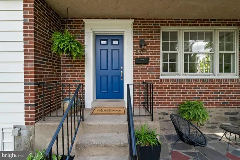 $685,000 | 501 Glen Arbor Drive, Wynnewood, PA 19096