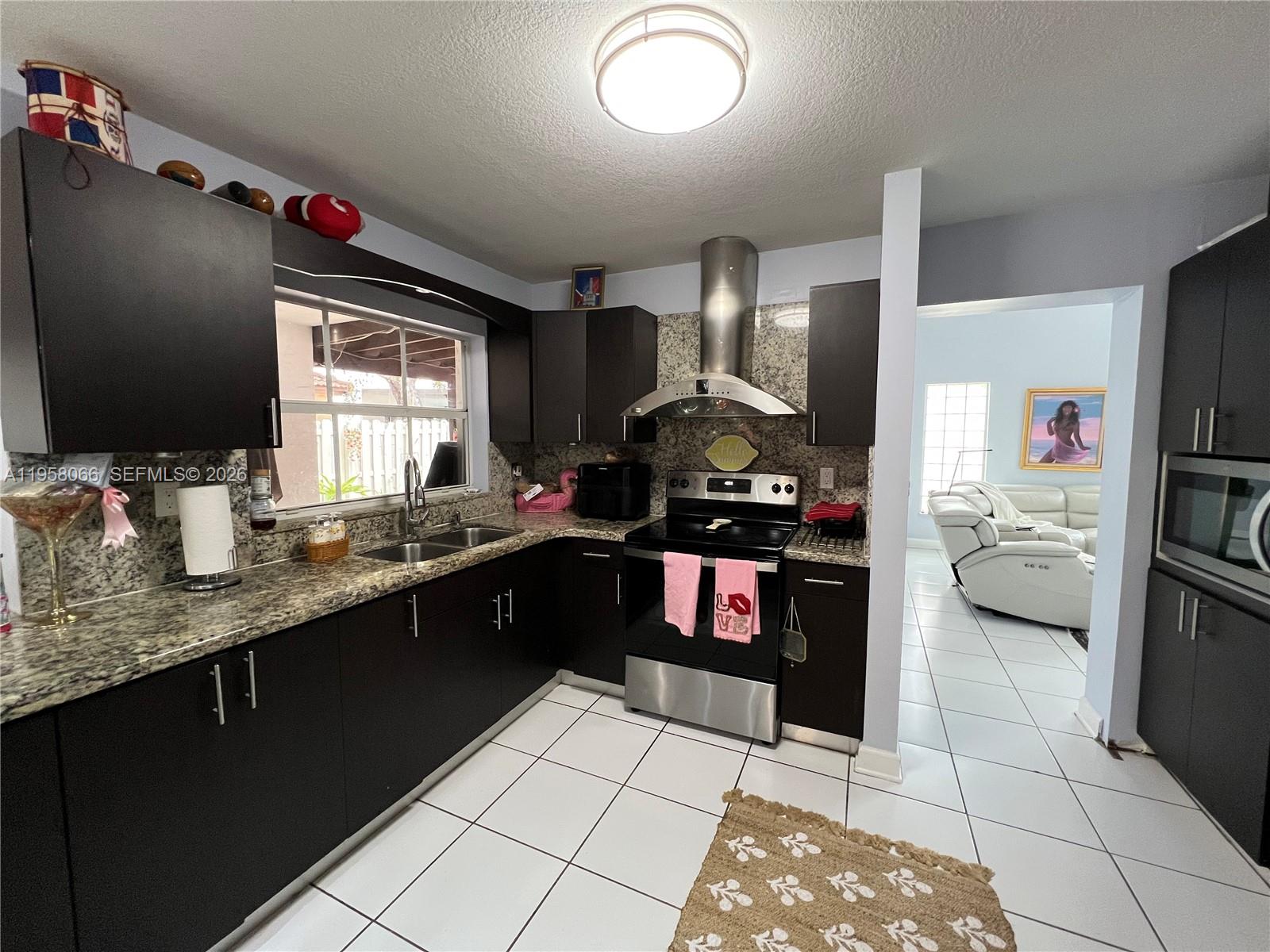 13249 Northwest 9th Lane Miami, FL 33182 - Photo 20 of 55