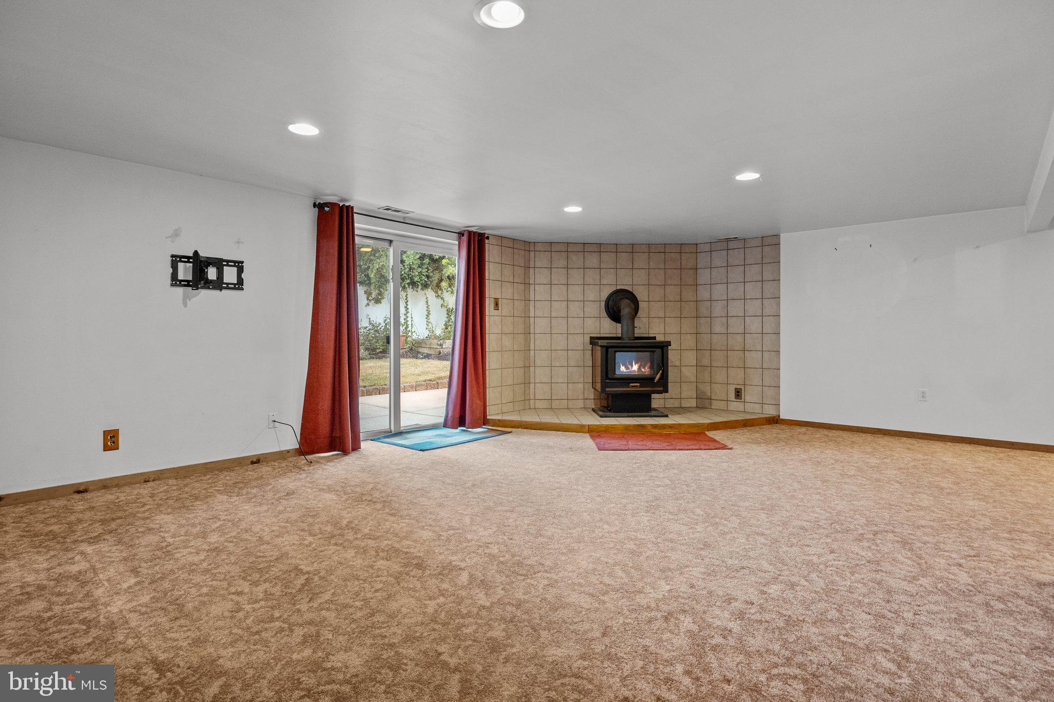 13071 Stevens Road Philadelphia, PA 19116 - Photo 23 of 33