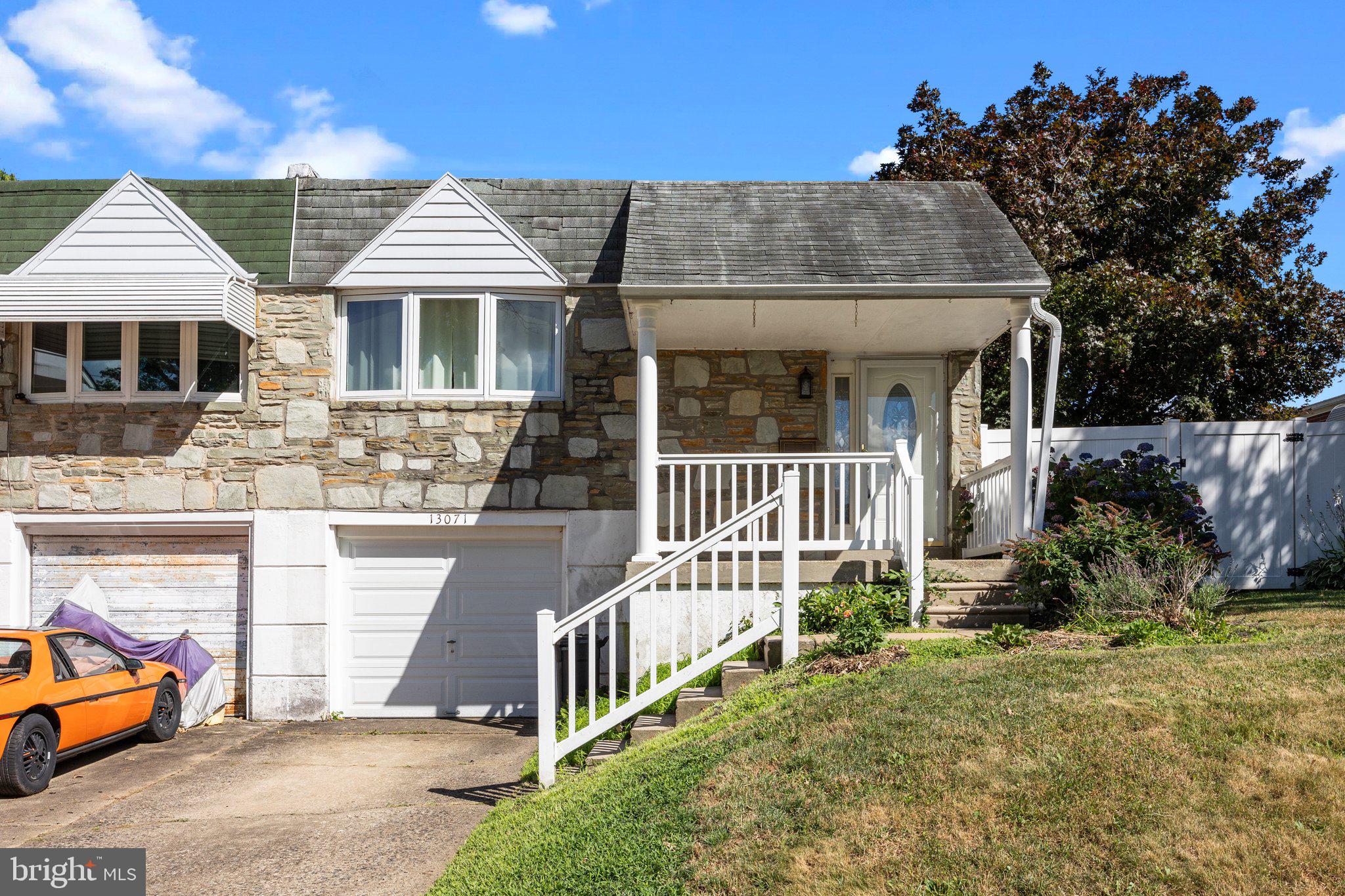13071 Stevens Road Philadelphia, PA 19116 - Photo 4 of 33