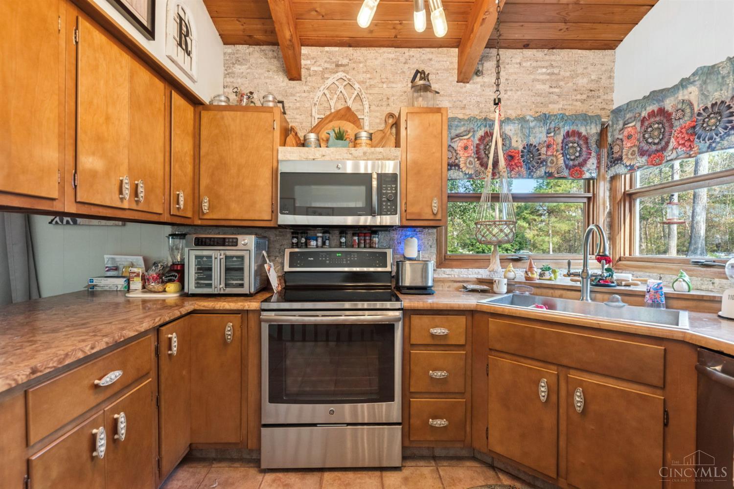 353 Ralph Morrison Road Peebles, OH 45660 - Photo 18 of 36 Gallery Image 18