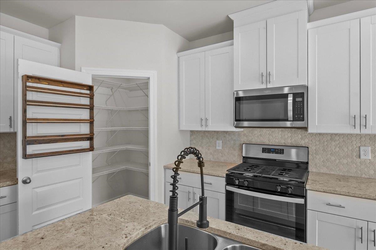 146 Vickery Road Woodruff, SC 29388 - Photo 8 of 26