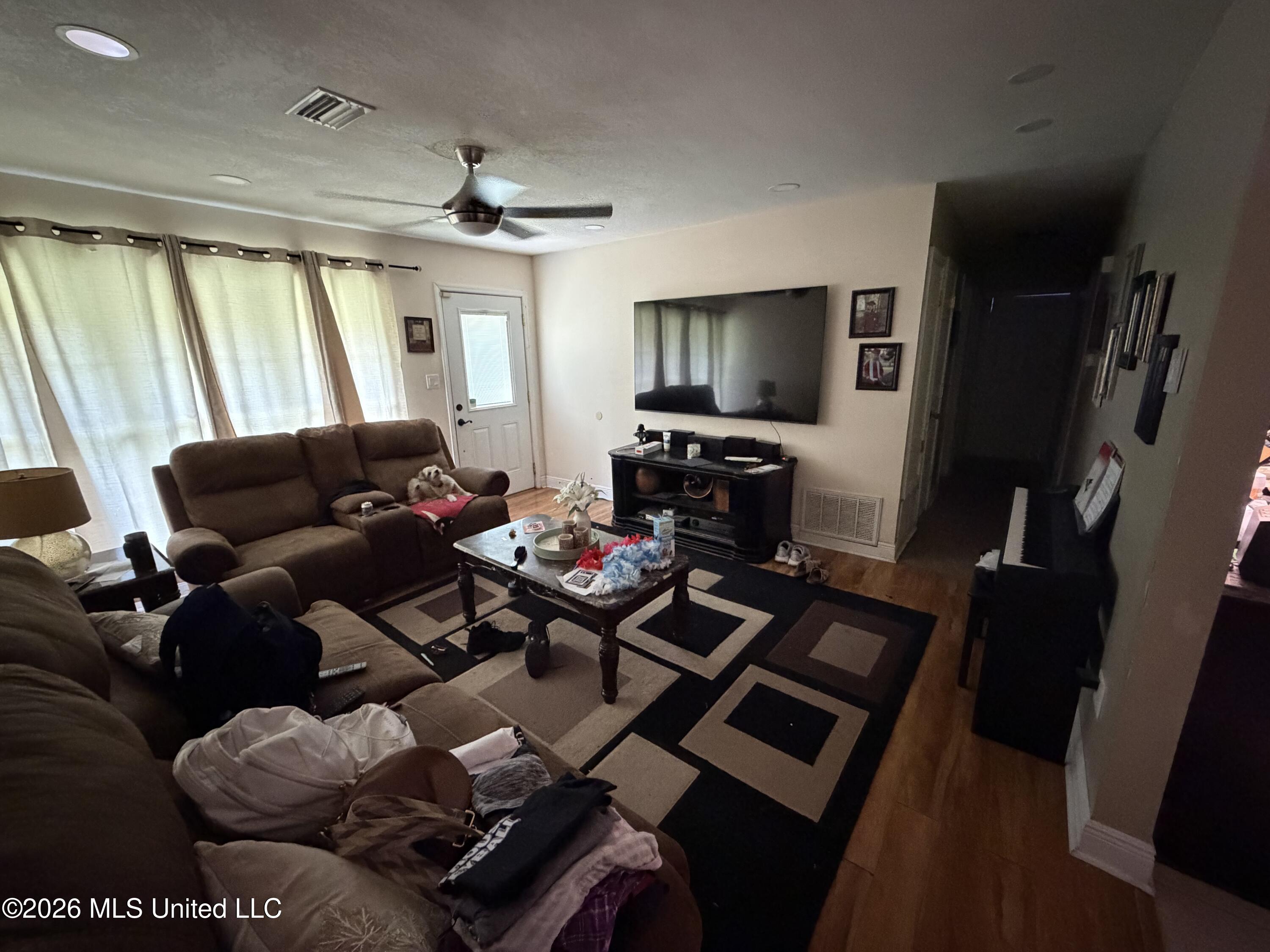 9234 Guywood Road Moss Point, MS 39562 - Photo 20 of 25 IMG_5619