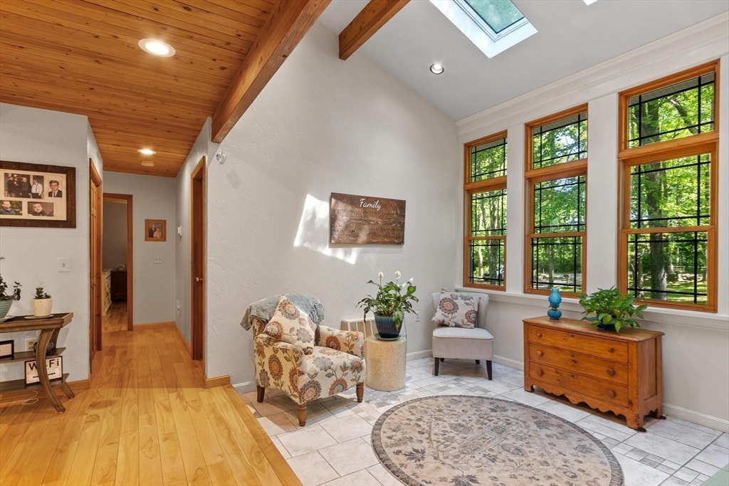 112 Elm Street Auburn, MA 01501 - Photo 17 of 42