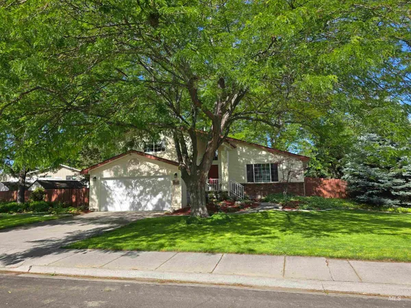 $425,000 | 1037 Pahsimeroi Drive, Twin Falls, ID 83301