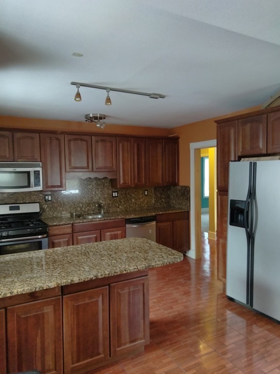 10 Johnston Road Boston, MA 02124 - Photo 2 of 24 Gallery Image 2