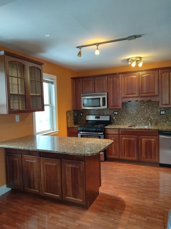 10 Johnston Road Boston, MA 02124 - Photo 3 of 24 Gallery Image 3
