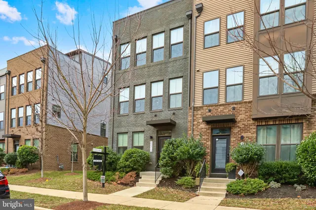 $849,900 | 22315 Tees Terrace, Ashburn, VA 20148