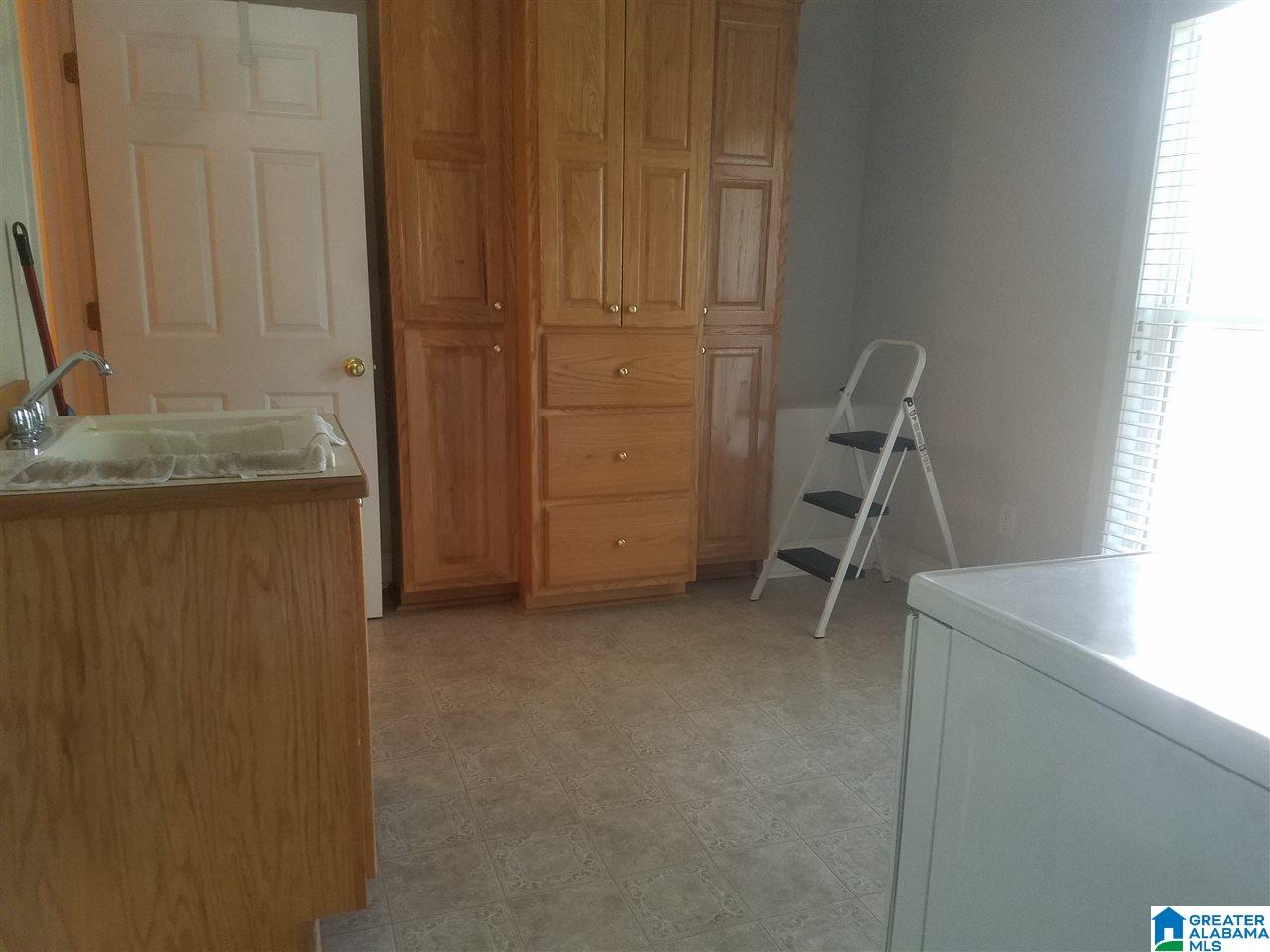 4836 15th Street Road Hueytown, AL 35023 - Photo 15 of 30