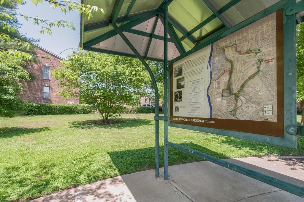 208 Sloan Road Nashville, TN 37209 - Photo 8 of 9