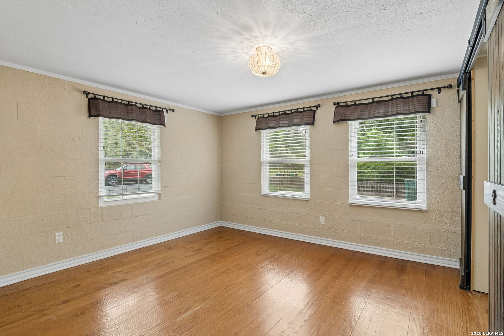 225 North Street Boerne, TX 78006 - Photo 13 of 25