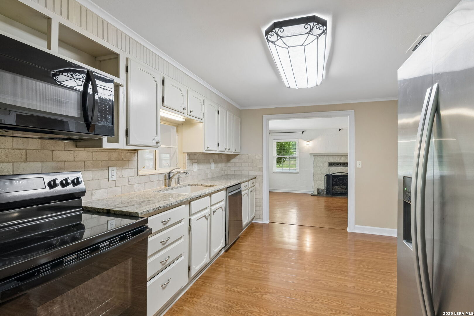 225 North Street Boerne, TX 78006 - Photo 8 of 25