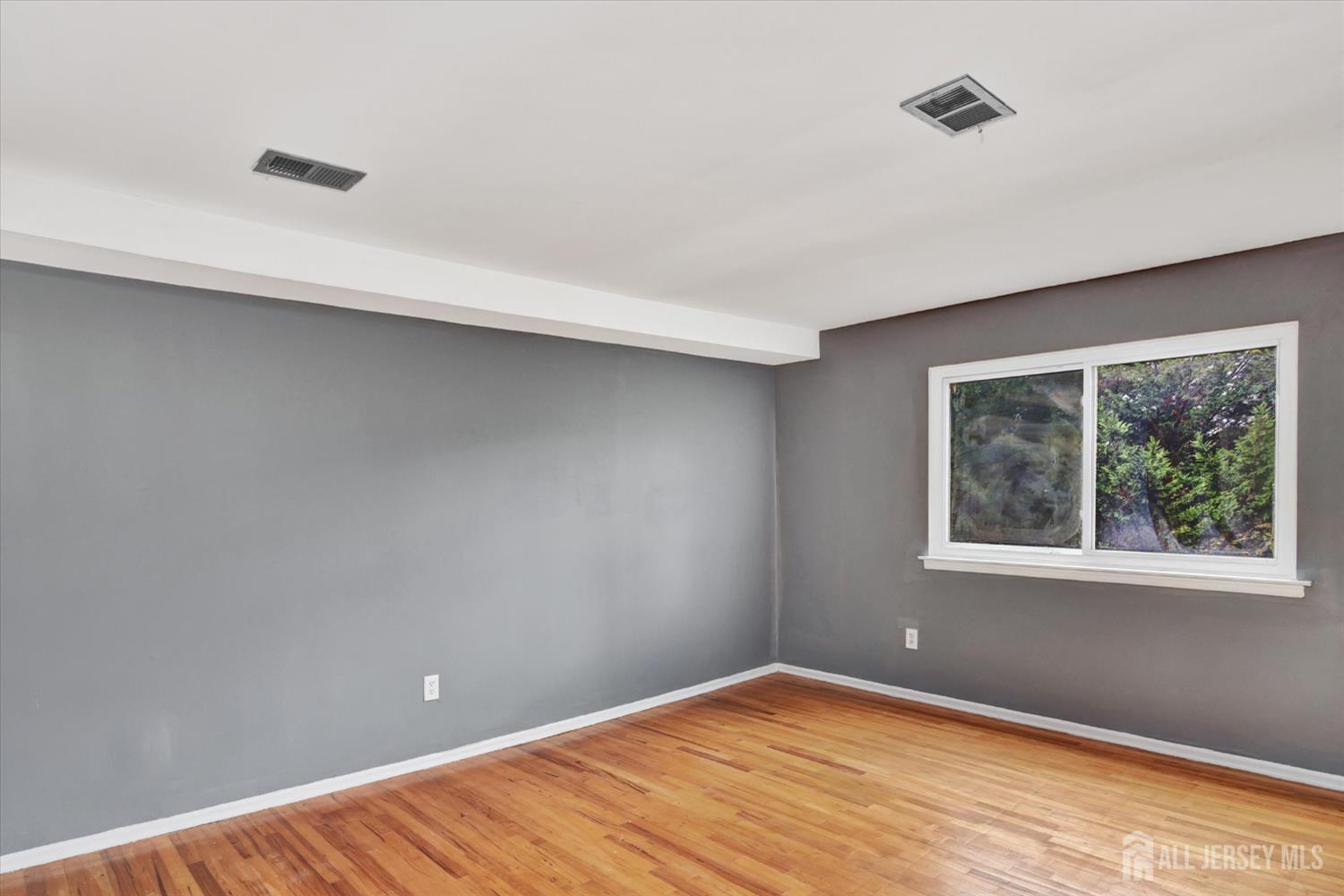 491 College Drive Edison, NJ 08817 - Photo 29 of 36