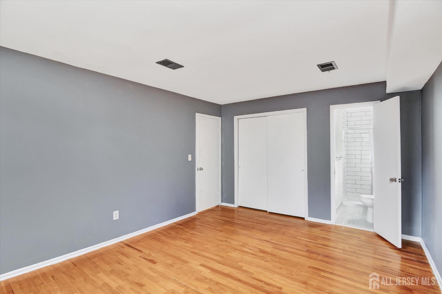 491 College Drive Edison, NJ 08817 - Photo 33 of 36