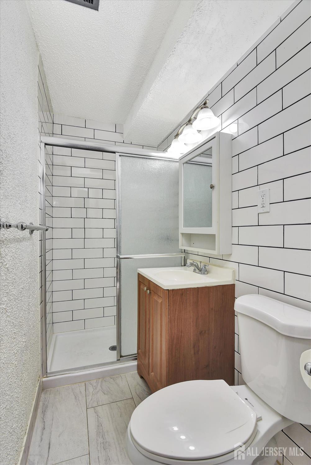 491 College Drive Edison, NJ 08817 - Photo 35 of 36