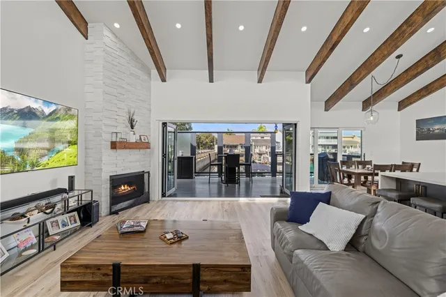 $1,864,000 | 4577 Gateshead, Oxnard, CA 93035