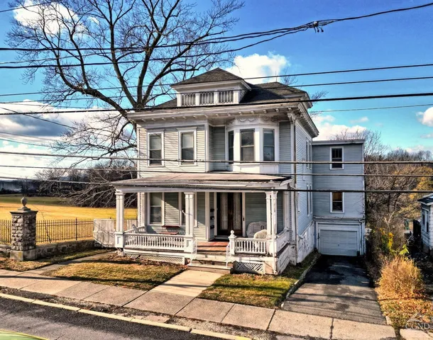 $950,000 | 49-51 Worth Avenue, Hudson, NY 12534