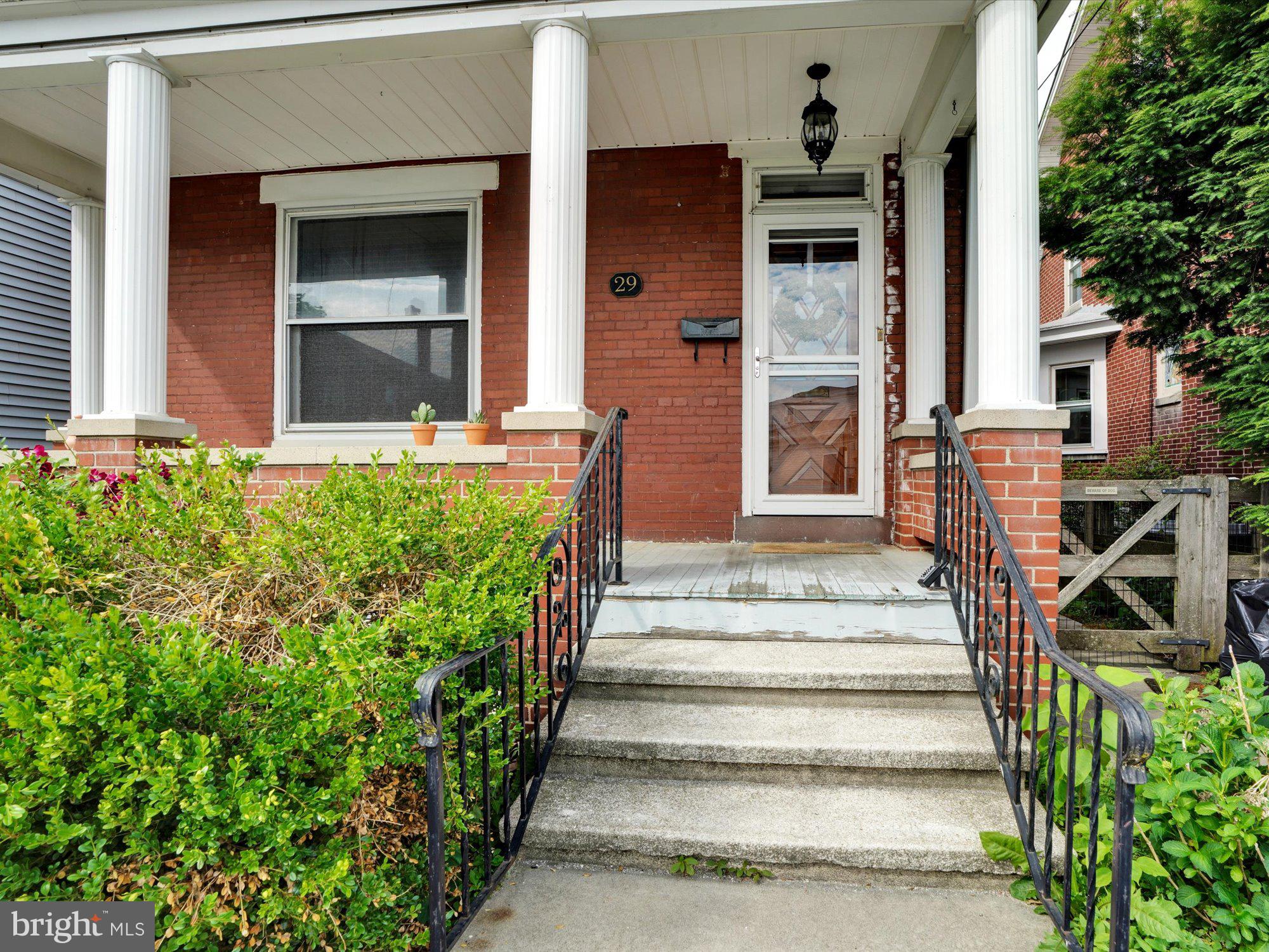 29 Cacoosing Avenue Reading, PA 19608 - Photo 2 of 31 Gallery Image 2
