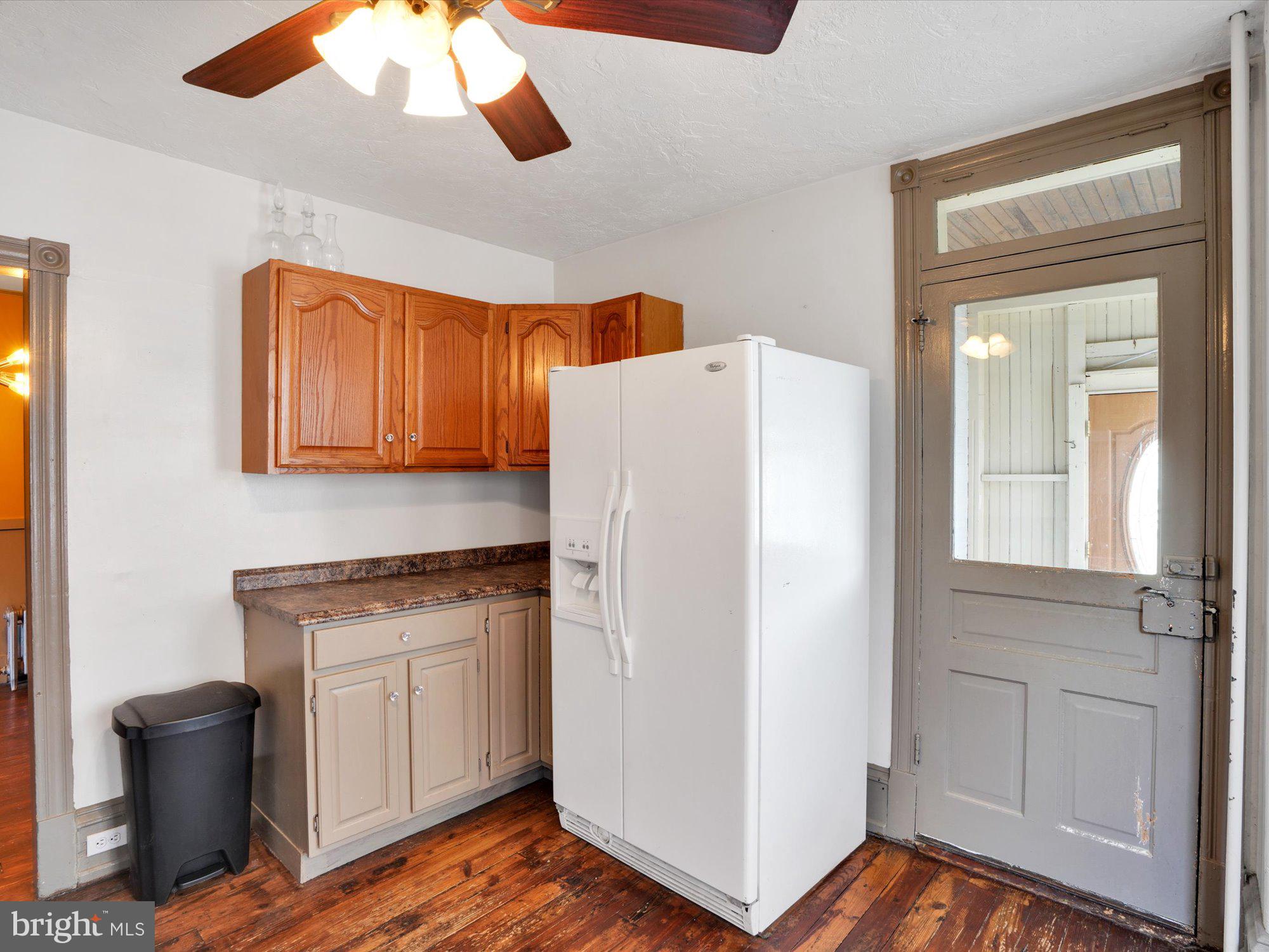29 Cacoosing Avenue Reading, PA 19608 - Photo 7 of 31 Gallery Image 7