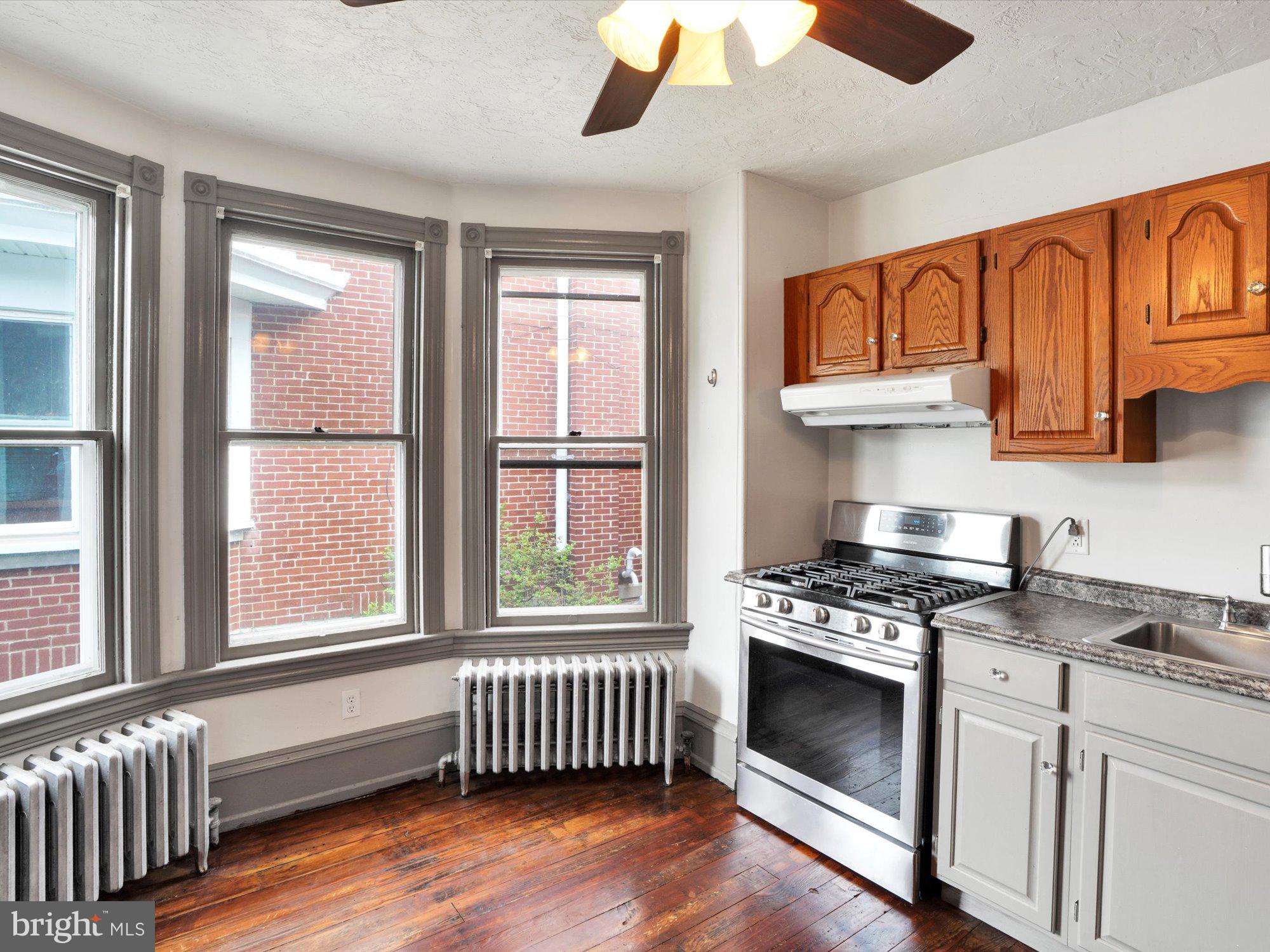 29 Cacoosing Avenue Reading, PA 19608 - Photo 9 of 31 Gallery Image 9