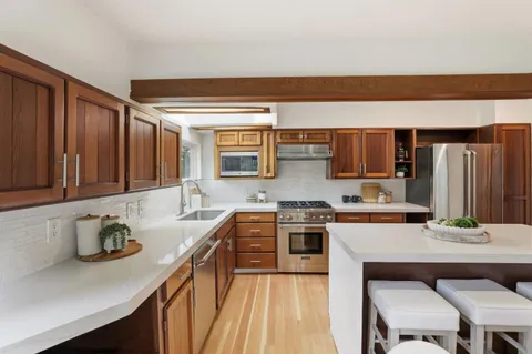 $2,750,000 | 16 Tynan Way, Portola Valley, CA 94028