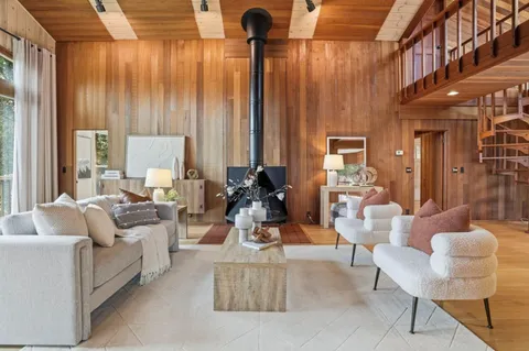 $2,750,000 | 16 Tynan Way, Portola Valley, CA 94028
