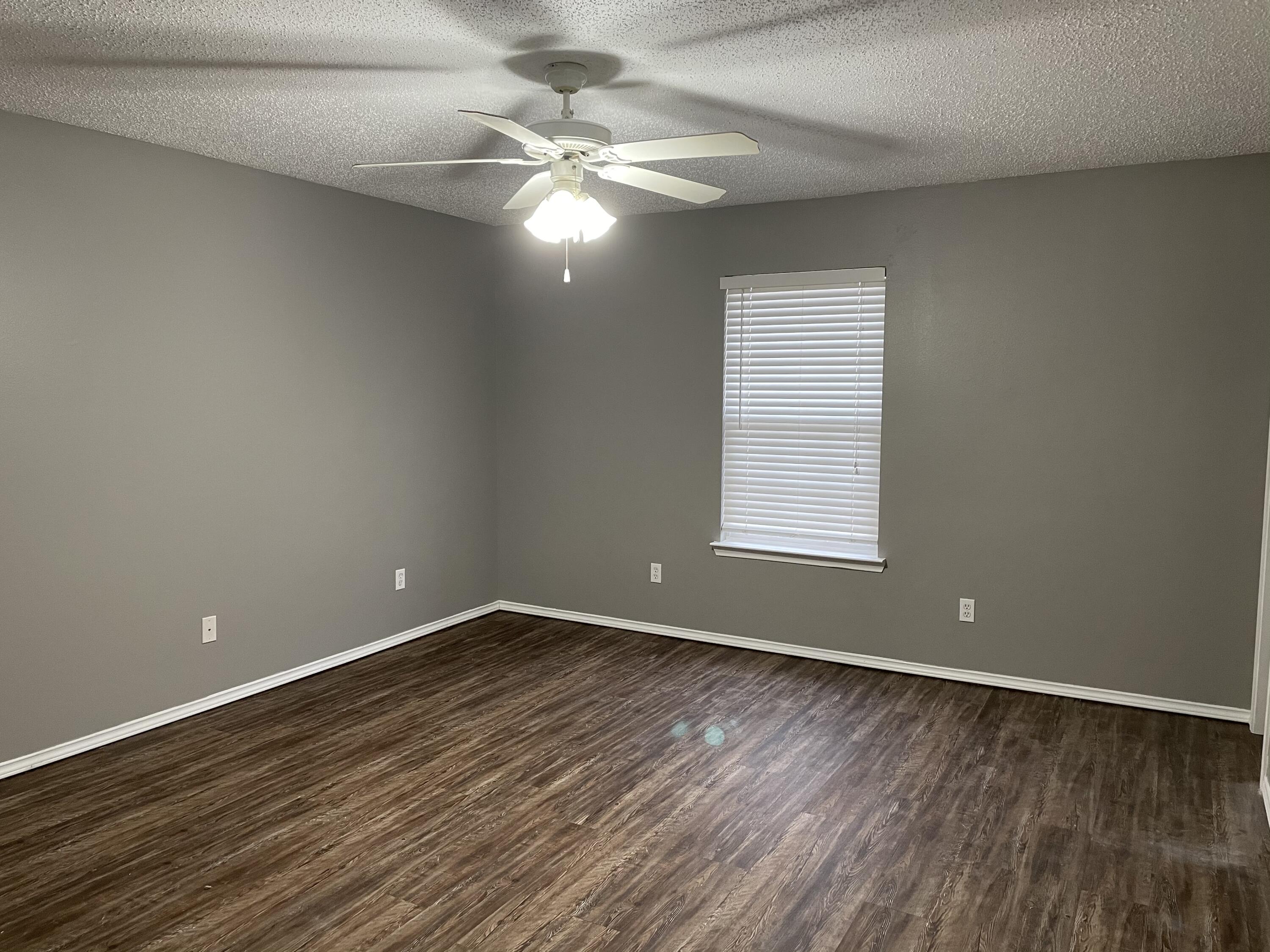 6514 89th Street Lubbock, TX 79424 - Photo 5 of 10 Master Bedroom