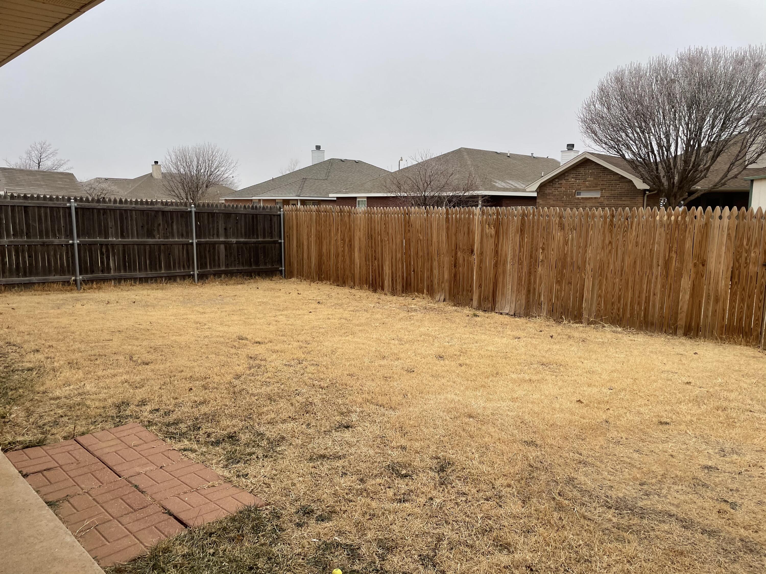 6514 89th Street Lubbock, TX 79424 - Photo 10 of 10 Backyard
