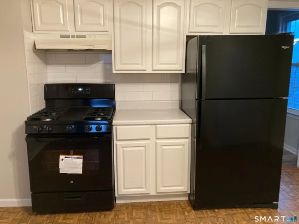 $1,900 | 235 Deacon Street, Bridgeport, CT 06607