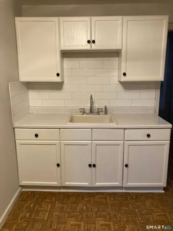 $1,900 | 235 Deacon Street, Bridgeport, CT 06607