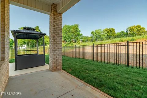 $650,000 | 5606 Belle Maison Lane, Knoxville, TN 37920