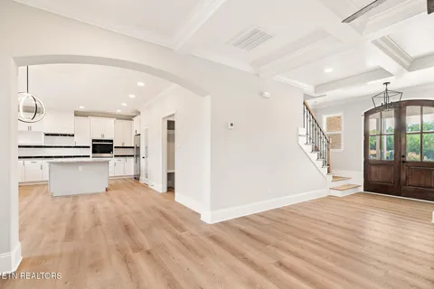 $650,000 | 5606 Belle Maison Lane, Knoxville, TN 37920