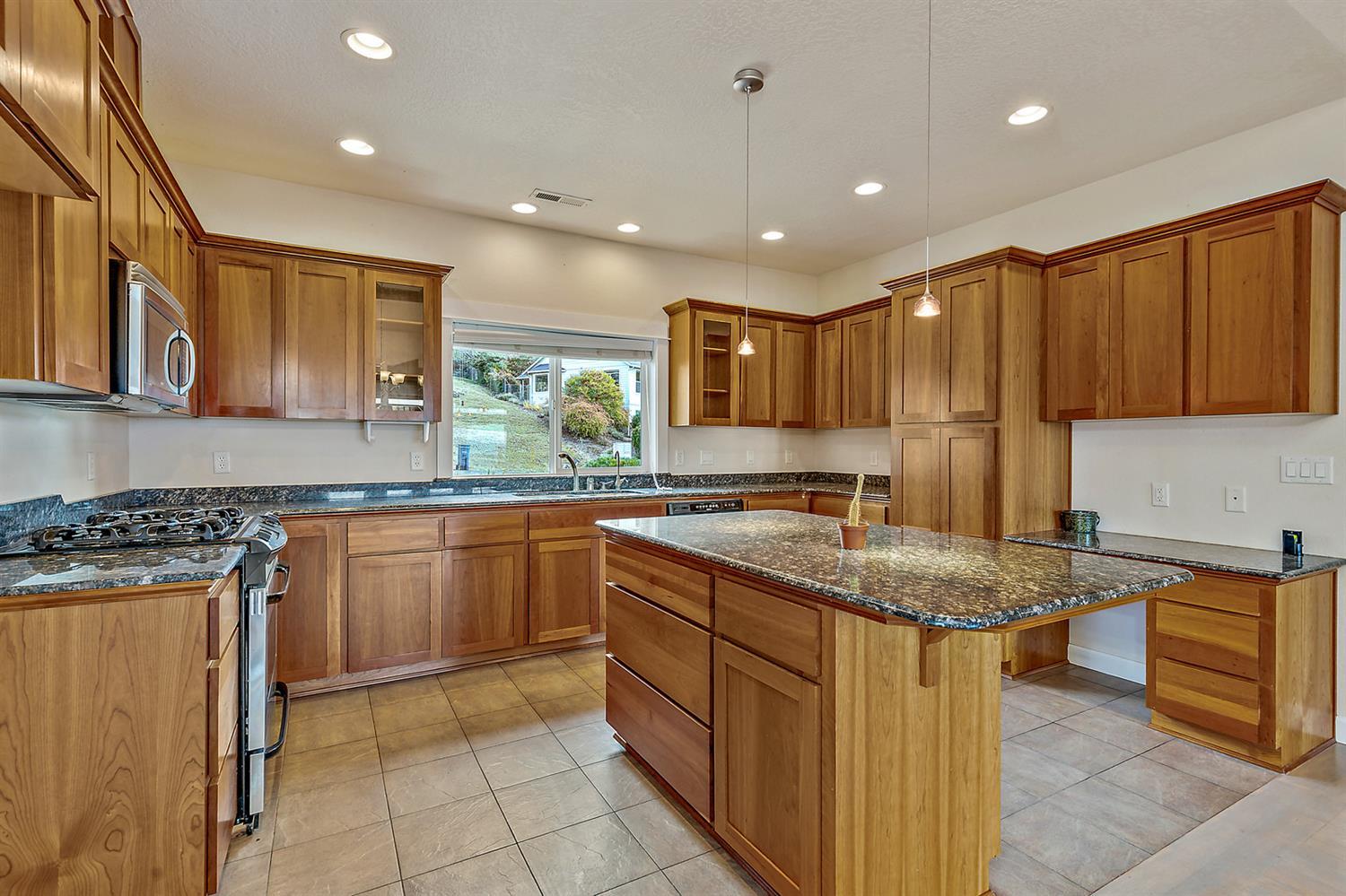 4473 Innsbruck Ridge Medford, OR 97504 - Photo 7 of 35 Additional Photo