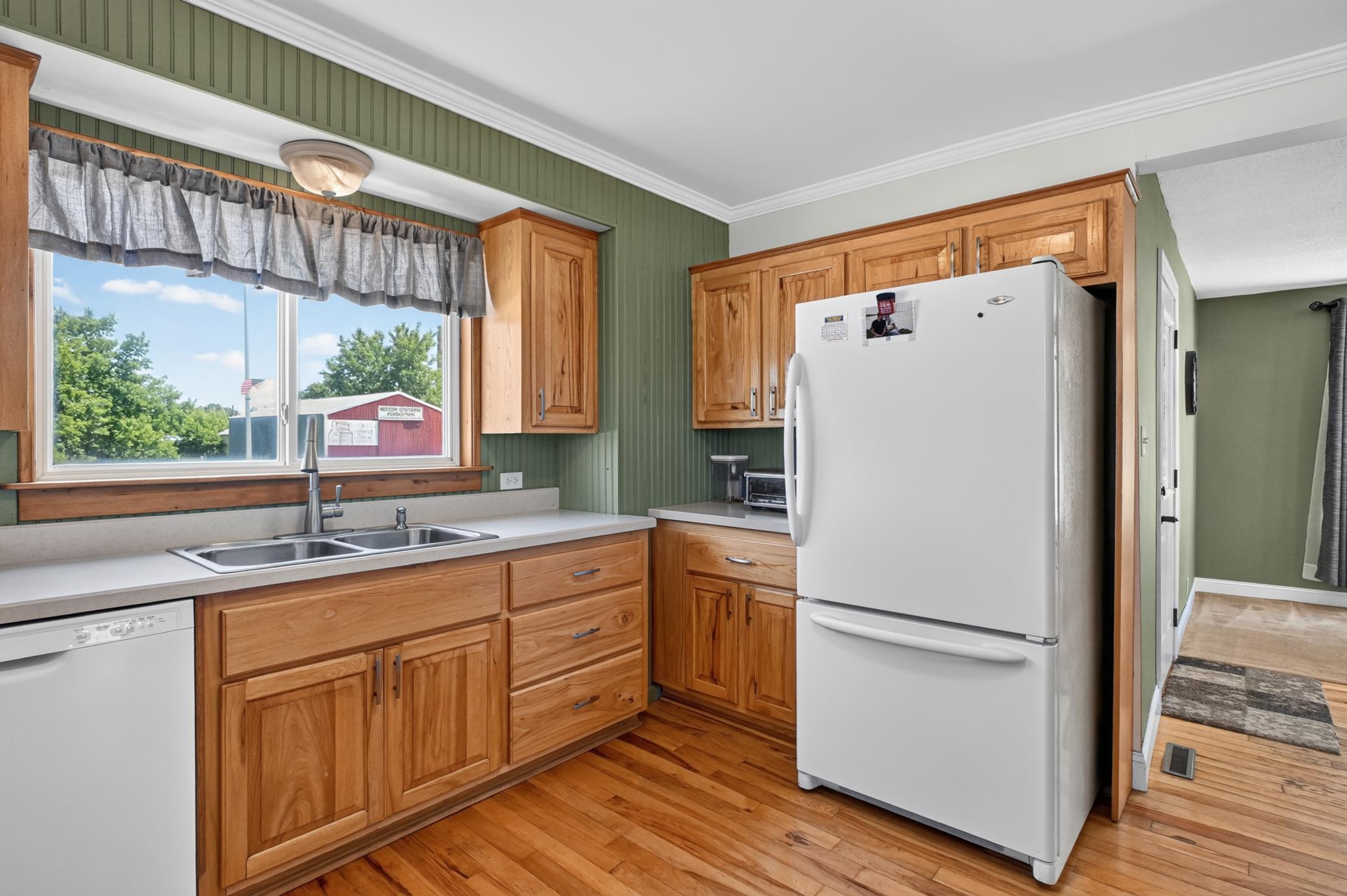 341 Nelson Street North Nelson, MN 56355 - Photo 13 of 51