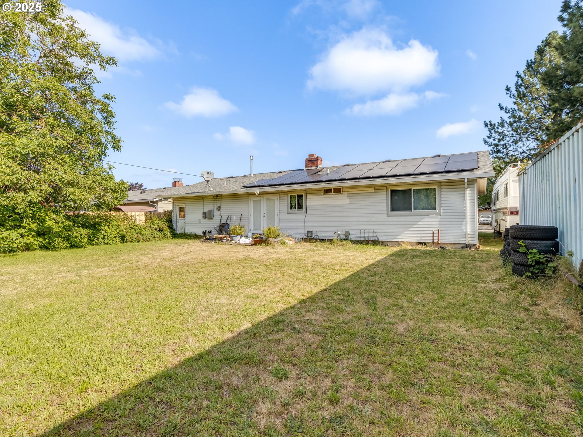 18010 Southeast Stephens Street Portland, OR 97233 - Photo 27 of 30 a view of an ocean view