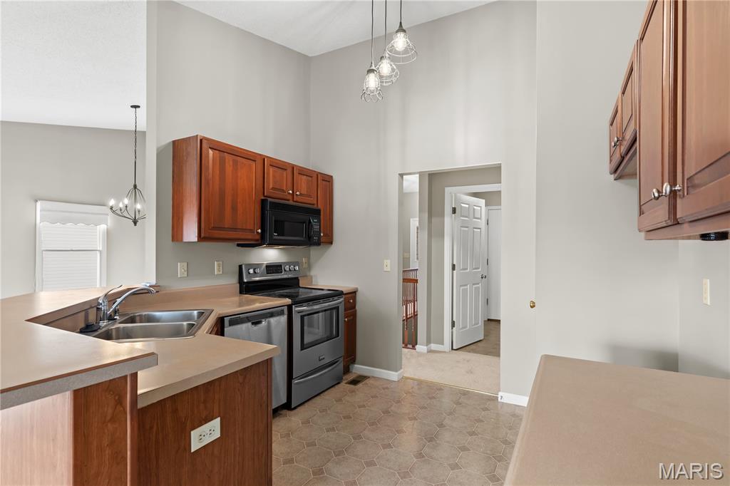 2136 Farnsworth Drive, Unit D O'Fallon, MO 63368 - Photo 12 of 31