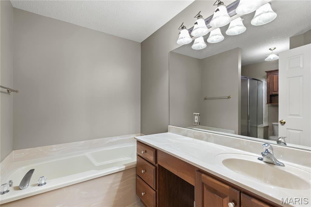 2136 Farnsworth Drive, Unit D O'Fallon, MO 63368 - Photo 17 of 31