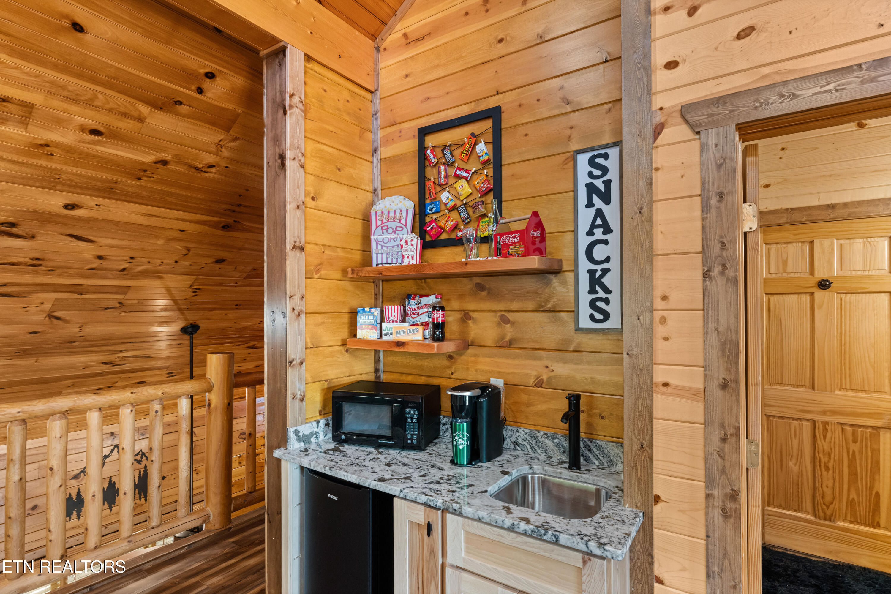 1854 Fantasy Way Sevierville, TN 37876 - Photo 51 of 59 soaring-ridge-58