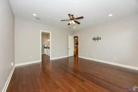 $365,500 | 6785 Lone Oak Drive, Erwinville, LA 70729