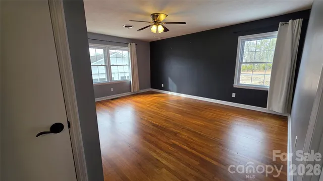 $528,000 | 1627 Greenville Highway, Hendersonville, NC 28792