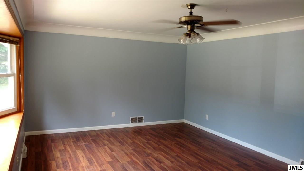 5048 Rimers Drive Jackson, MI 49201 - Photo 3 of 32 Photo 4